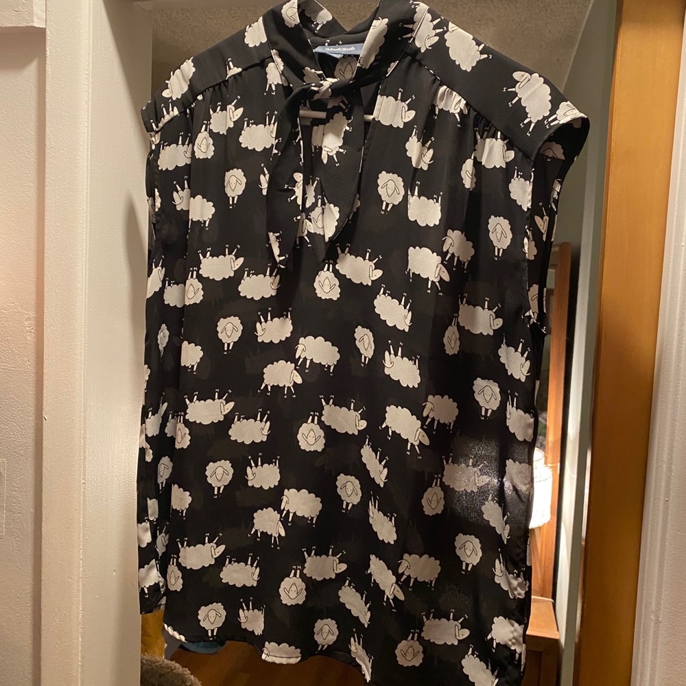 ModCloth Sheep print black blouse